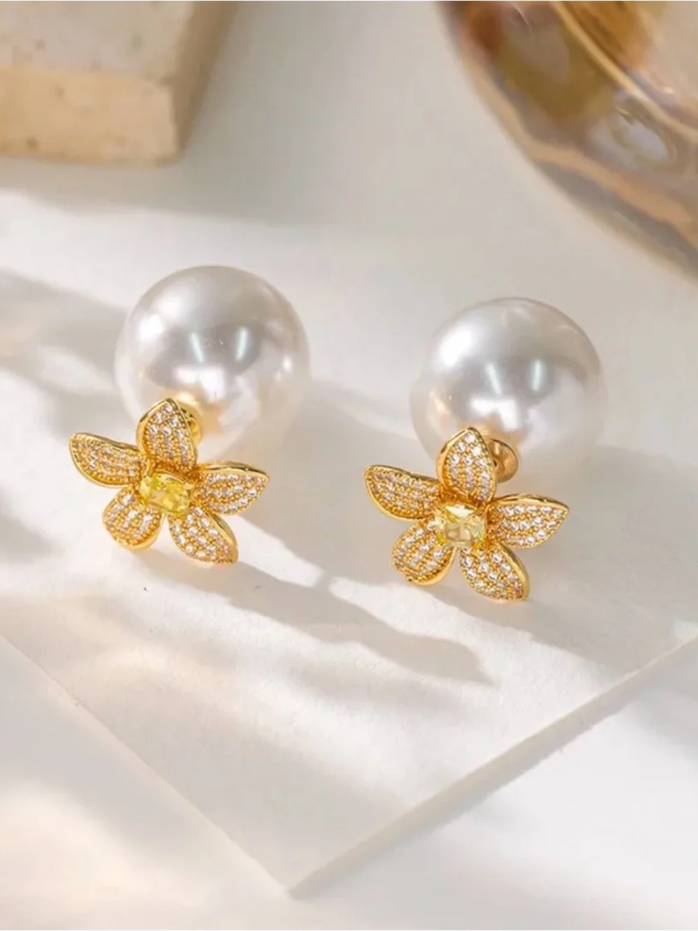Pearl Flower Crystal Earrings